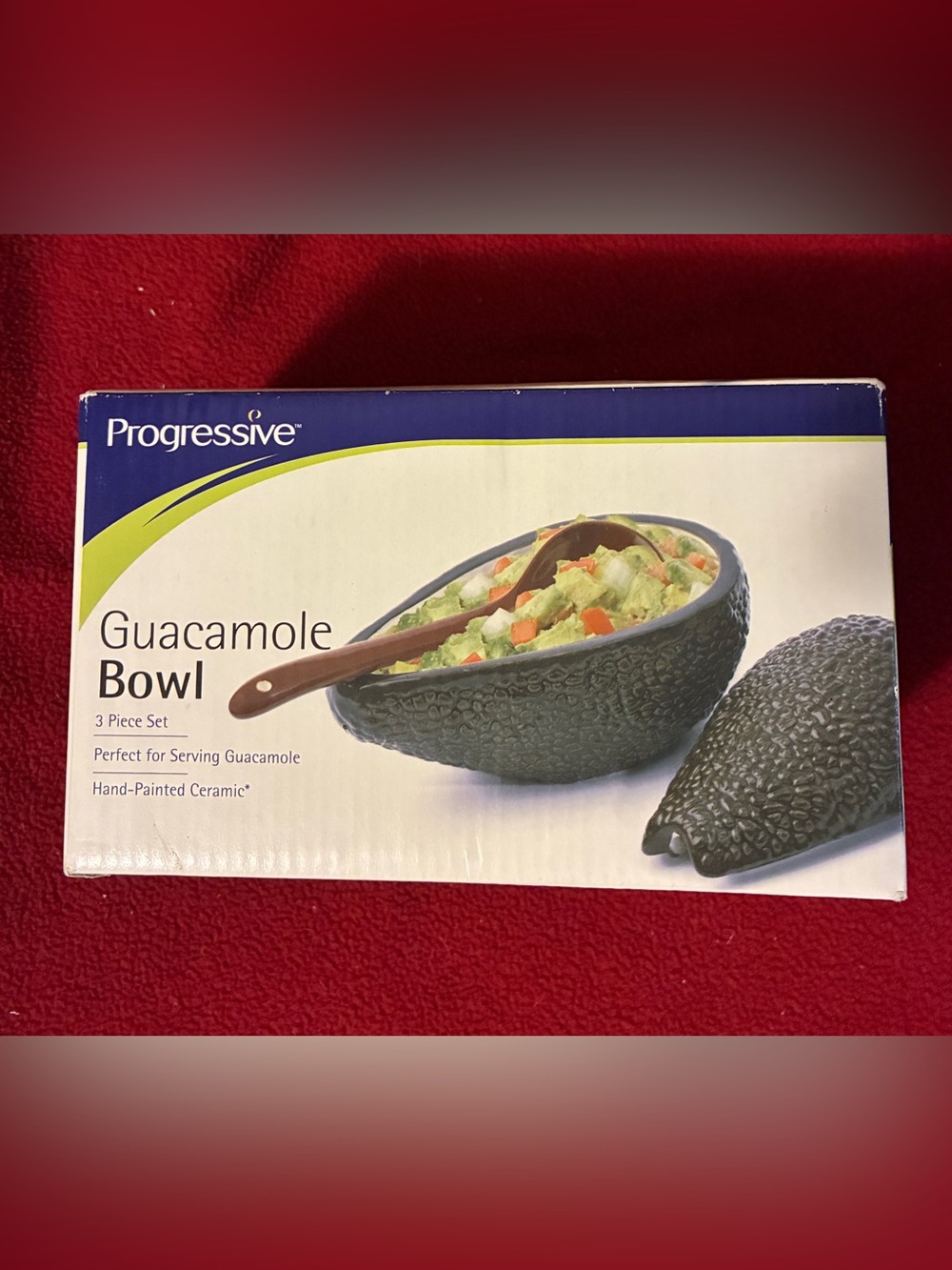 Progressive guacamole serving bowl